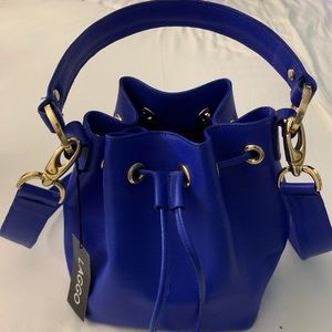 Laggo bucket bag